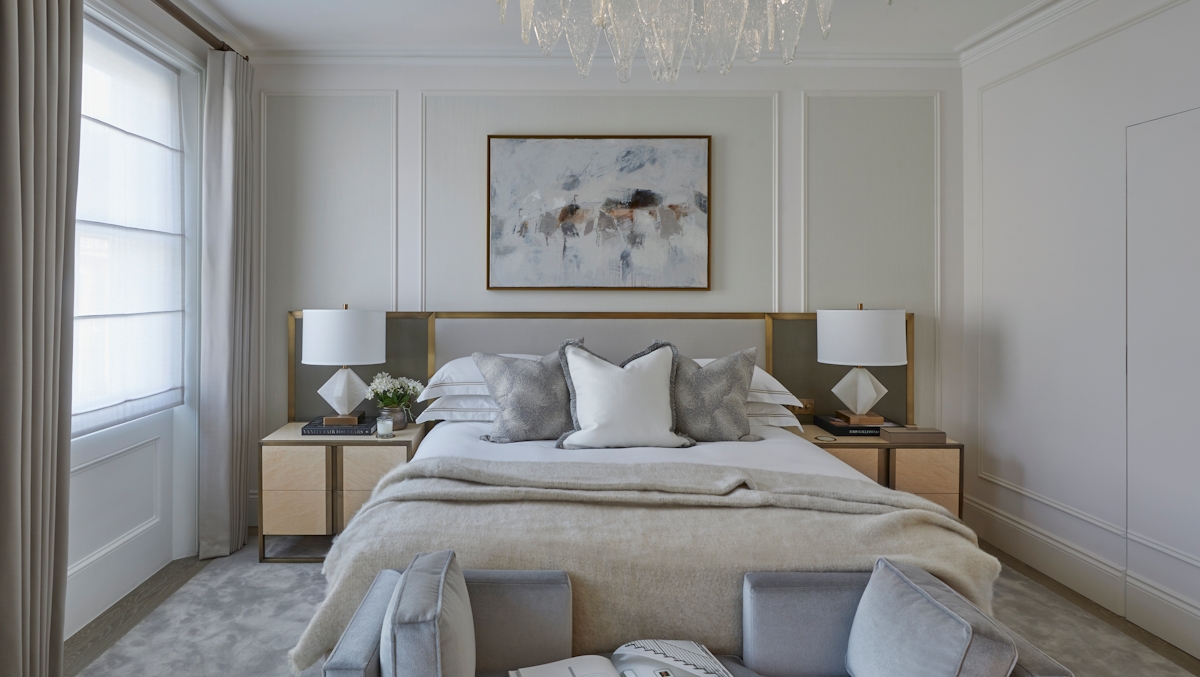 Sophie Paterson bedroom | Classic Contemporary interiors | Explore the London home in The Luxurist